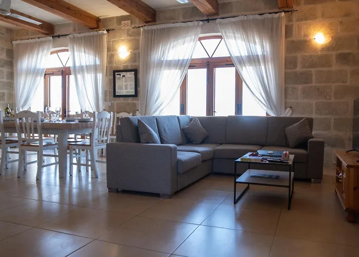 ヴィラ Ta' Peppi *